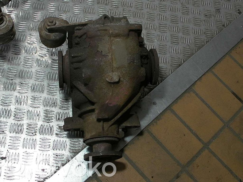 Hinterachsdifferential   33107556669
