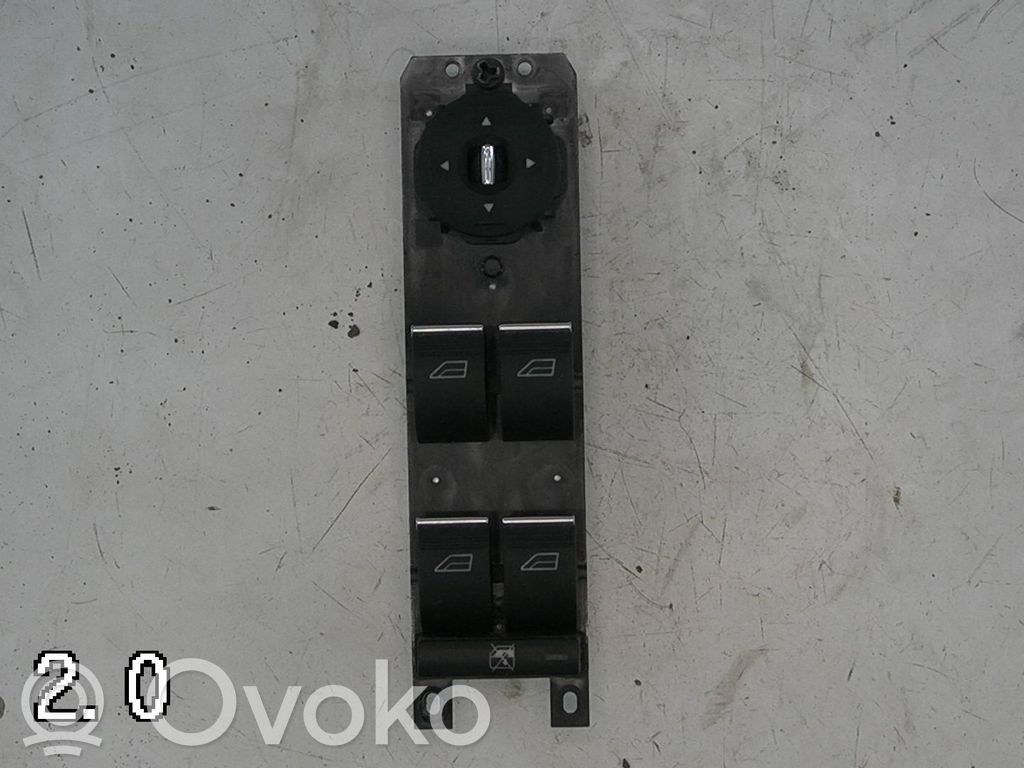 Ford Focus Electric window control switch 