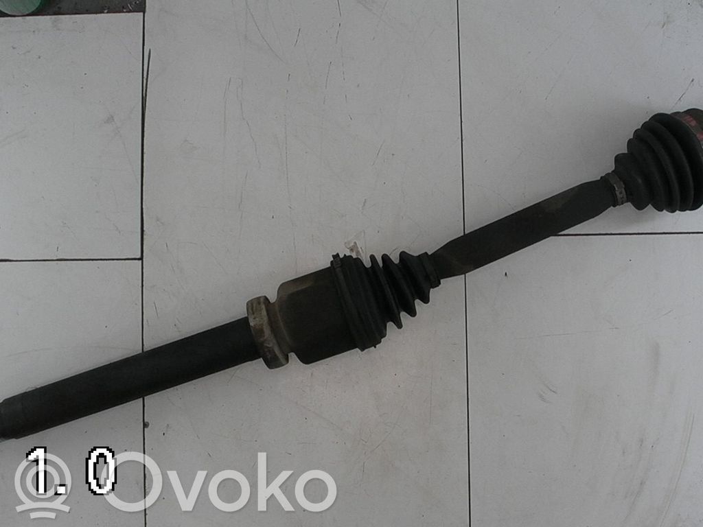 Ford Focus Priekinis pusašis 