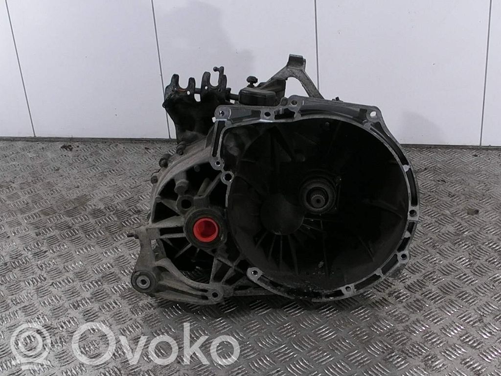 5 Gang Schaltgetriebe   36050335