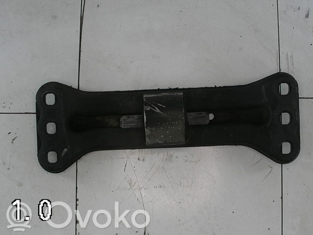Mercedes-Benz C W204 Supporto di montaggio scatola del cambio