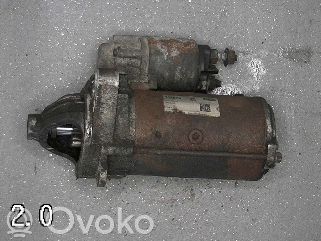 Nissan Primastar Starter motor 