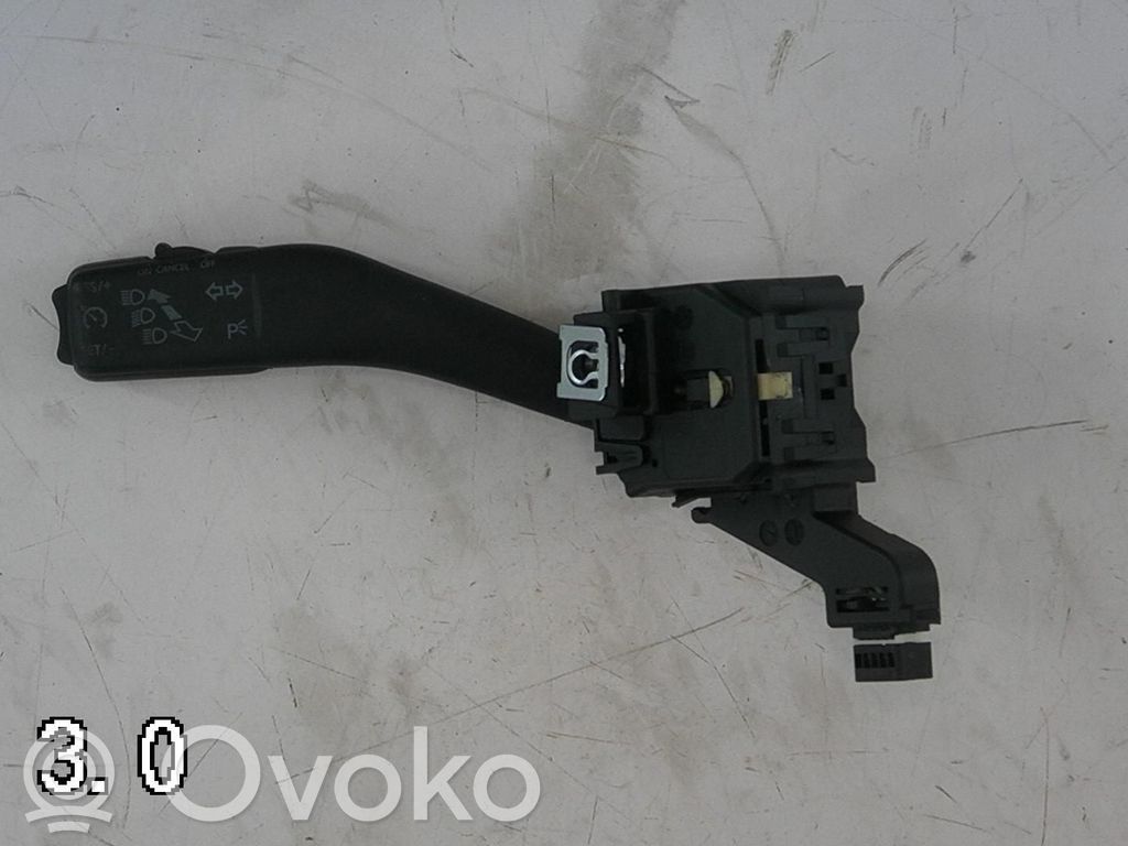Seat Leon (1P) Commodo, commande essuie-glace/phare 