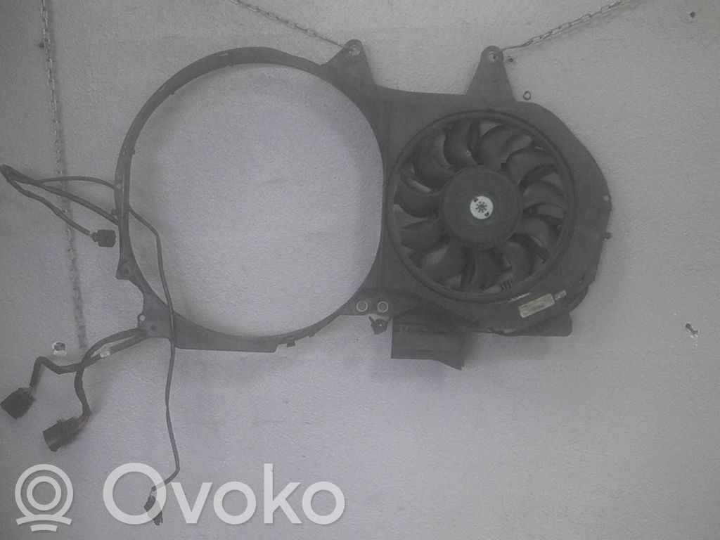 Elektrolüfter   8E0121205T