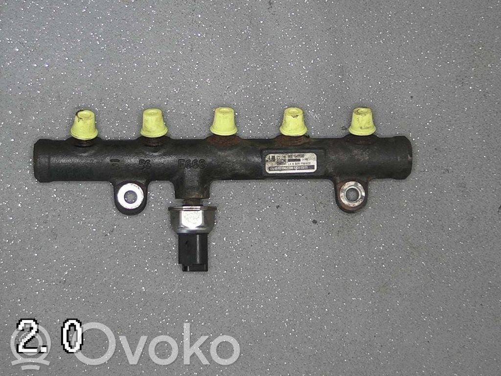 Ford Galaxy Fuel main line pipe 
