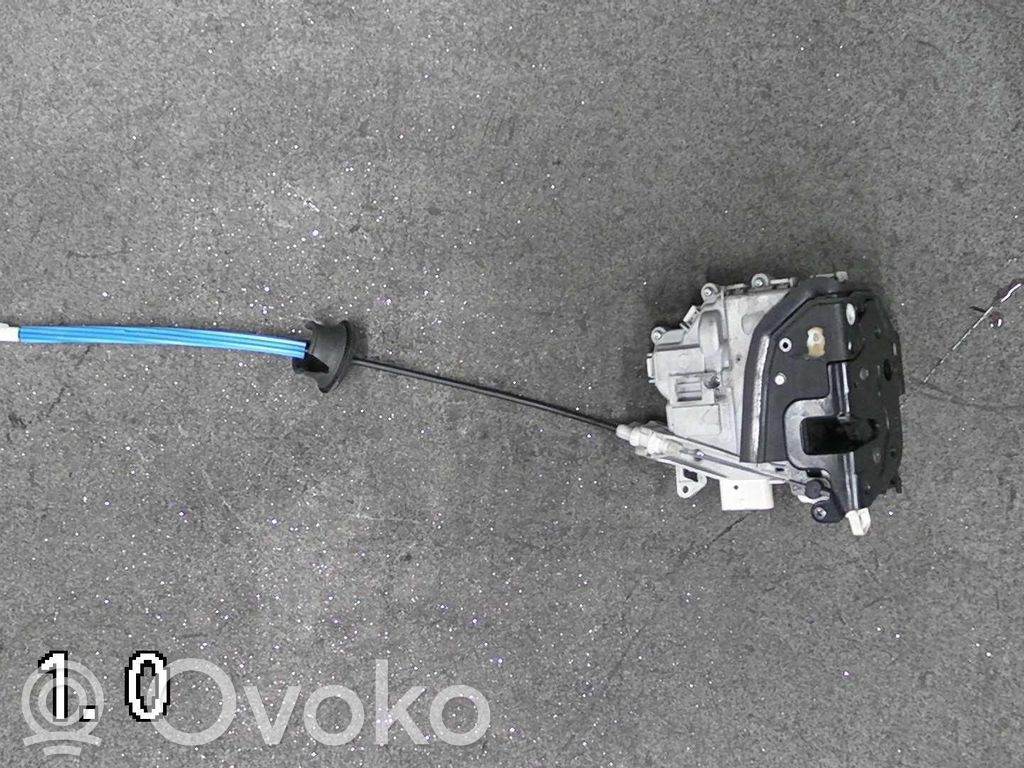 Audi A5 8T 8F Centrālās atslēgas motoriņš 