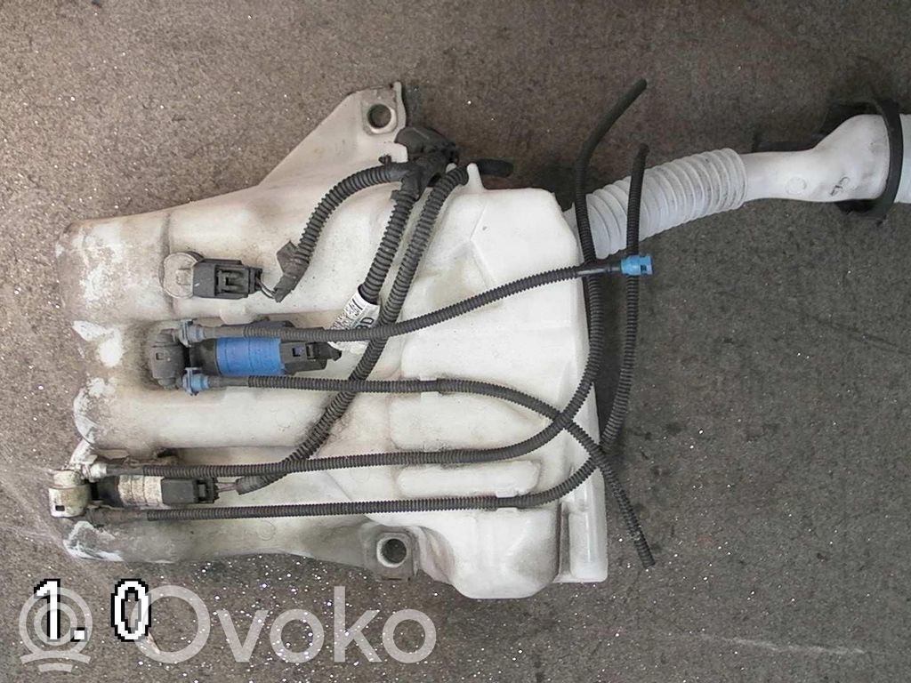 Logu šķidruma tvertne   1686869,1692412,1686506,1867412