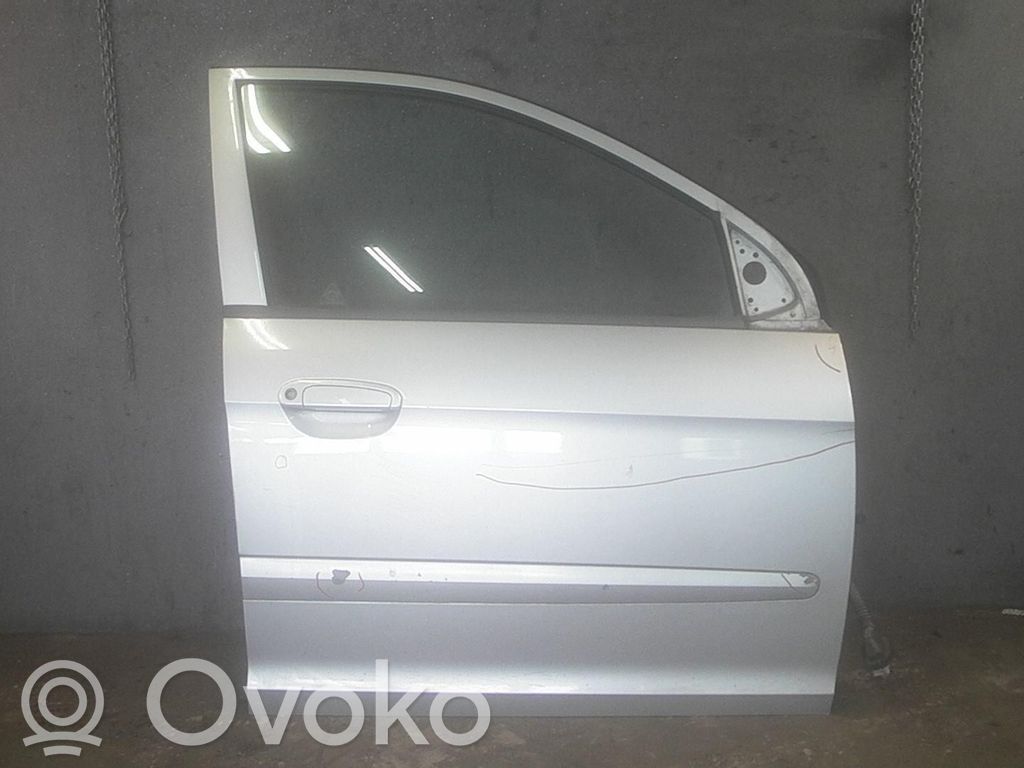 Priekinės durys   7600407010