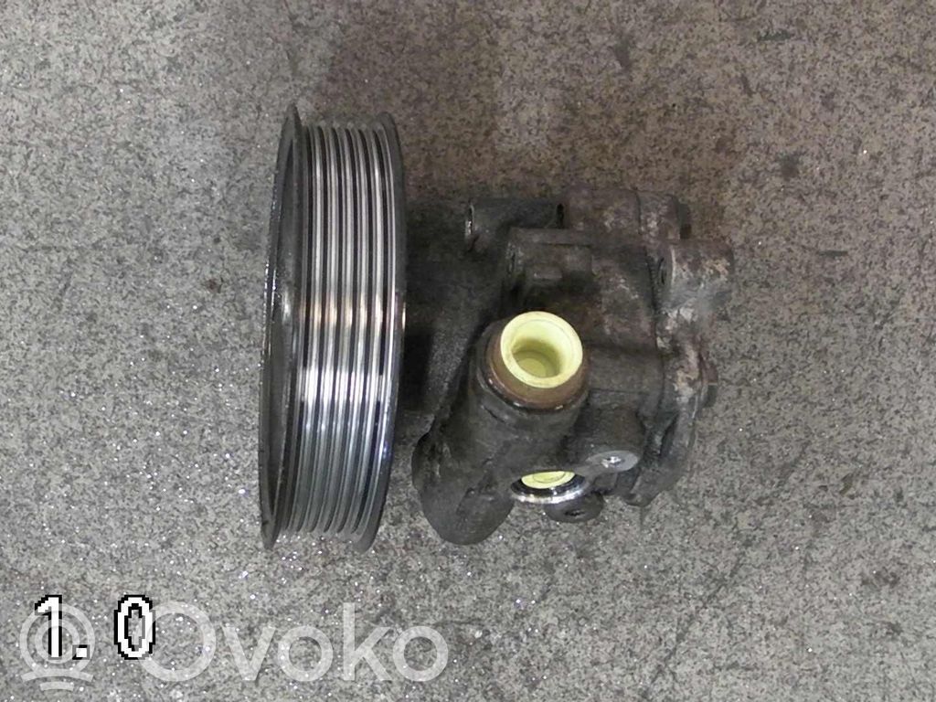 Volkswagen Golf IV Pompa wspomagania 
