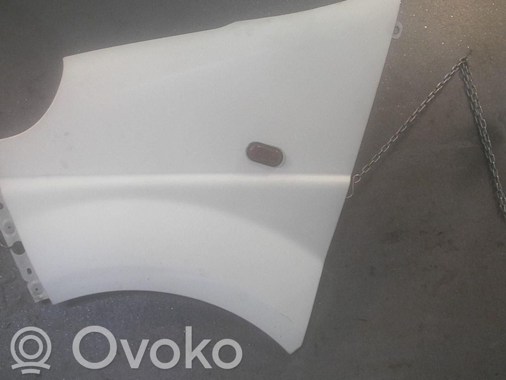 Opel Vivaro Parafango 