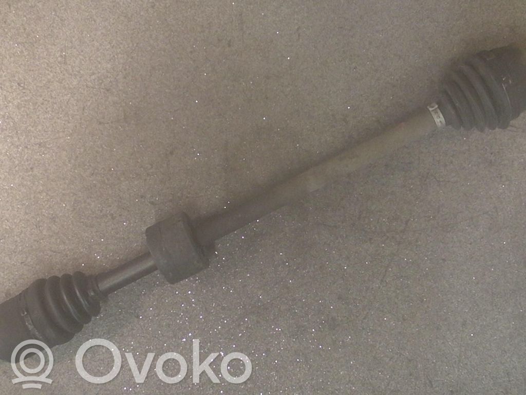 Fiat 500 Półoś przednia 