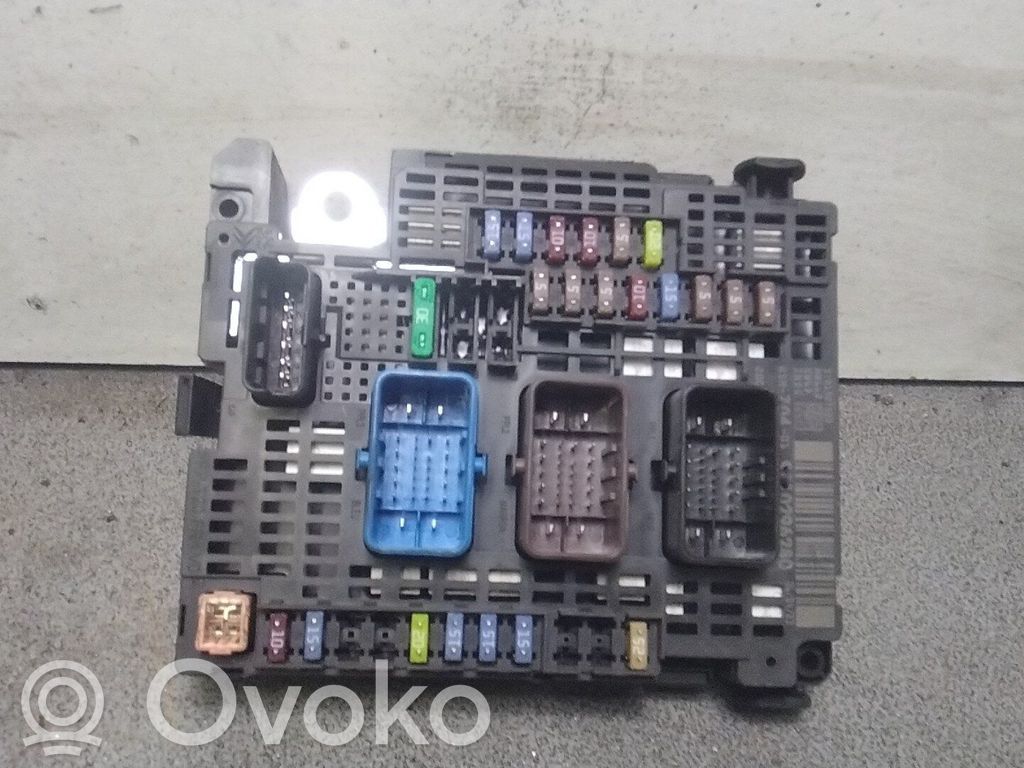 Citroen C4 Grand Picasso Akun rele-sulake 