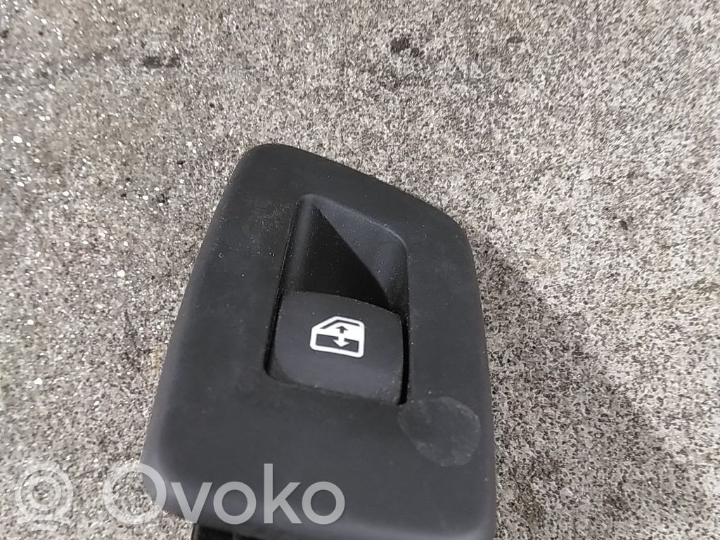 Jeep Compass Electric window control switch 