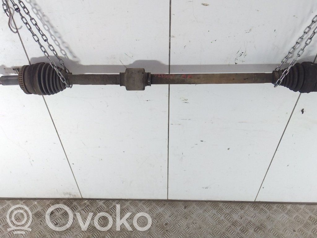 KIA Ceed Etuvetoakseli 