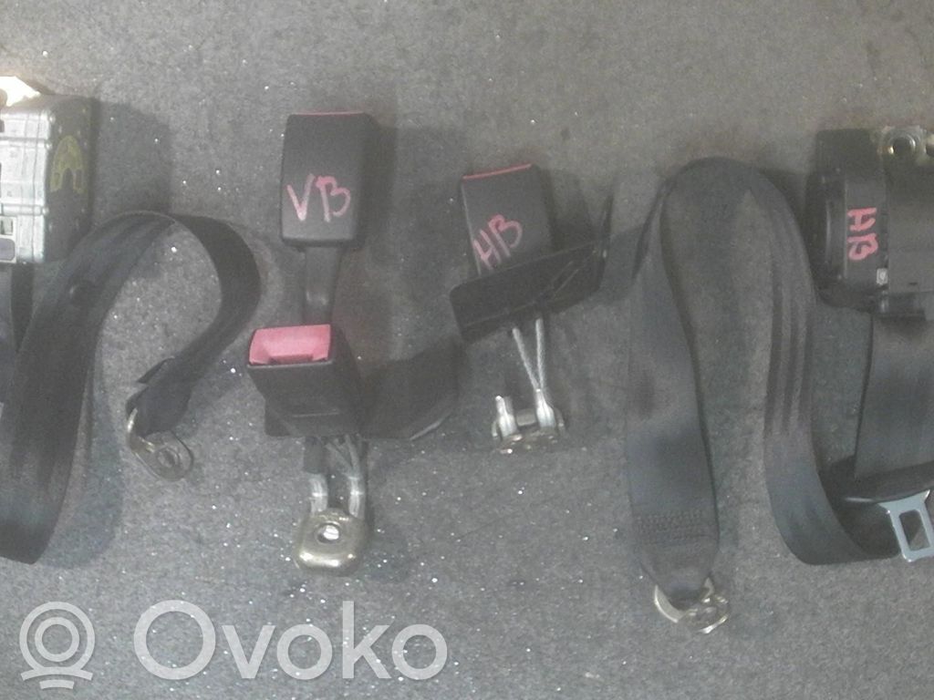 Audi A6 S6 C5 4B Takaistuimen turvavyö 