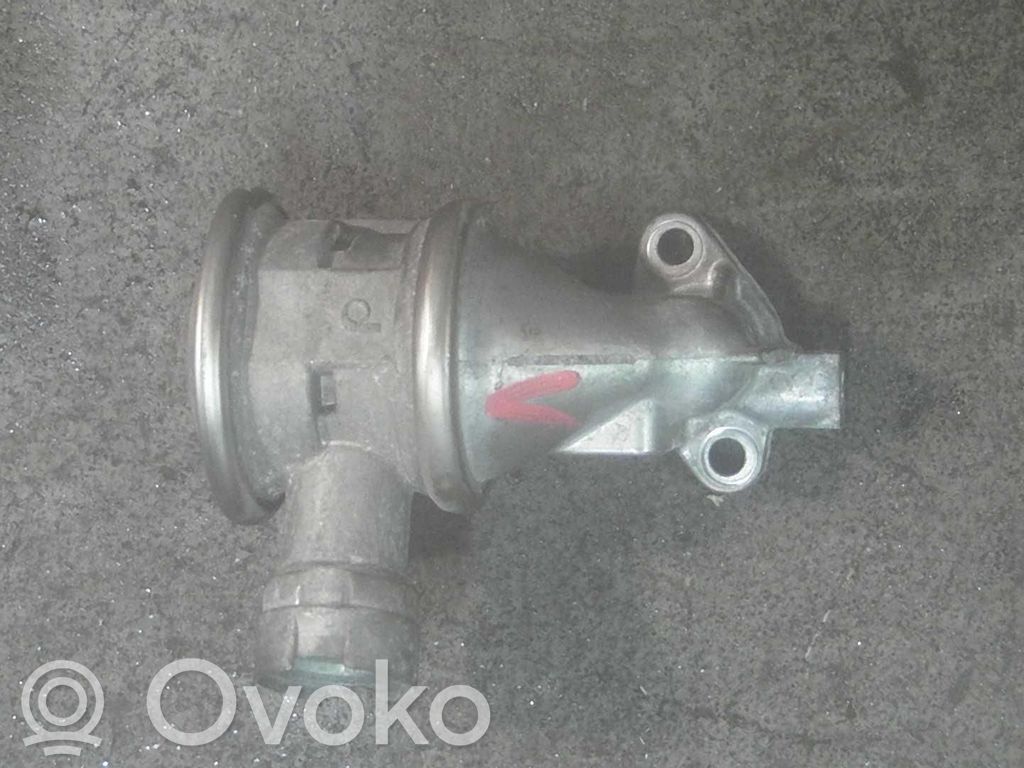 BMW 3 E90 E91 Válvula de control del ralentí (regulador) 