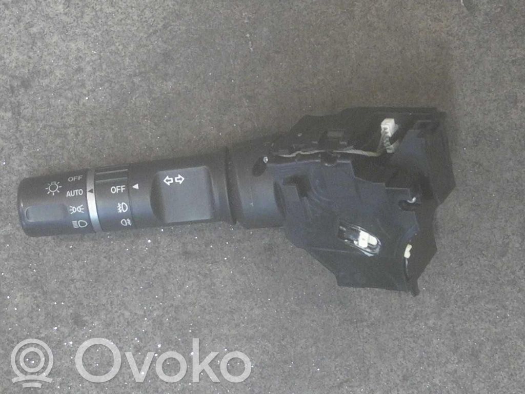 Mazda 2 Wiper turn signal indicator stalk/switch 