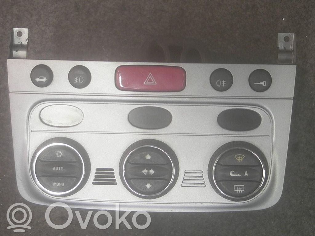 Alfa Romeo GT Climate control unit 