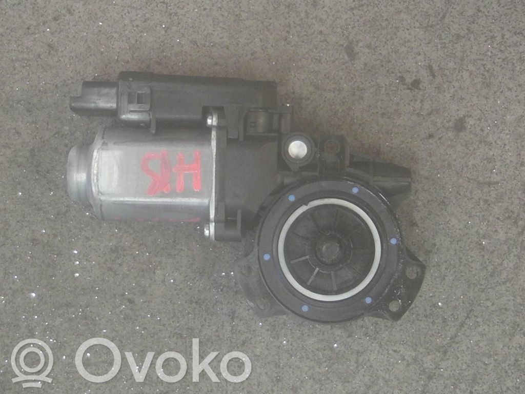 Priekšpusē loga pacēlāja motoriņš   402058D,834601H010