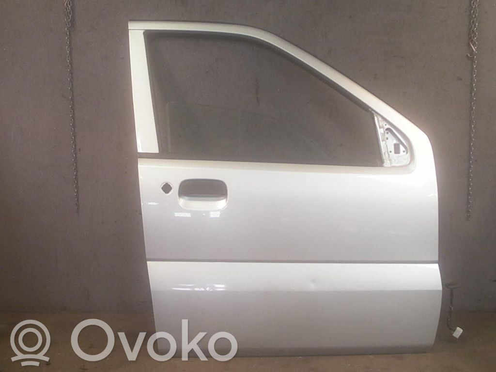 Priekinės durys   6800186G00000