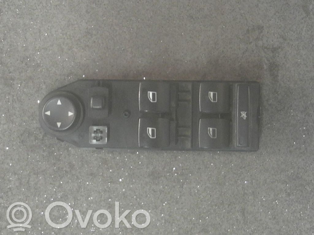 Electric window control switch   6951904,6951904,61316951904