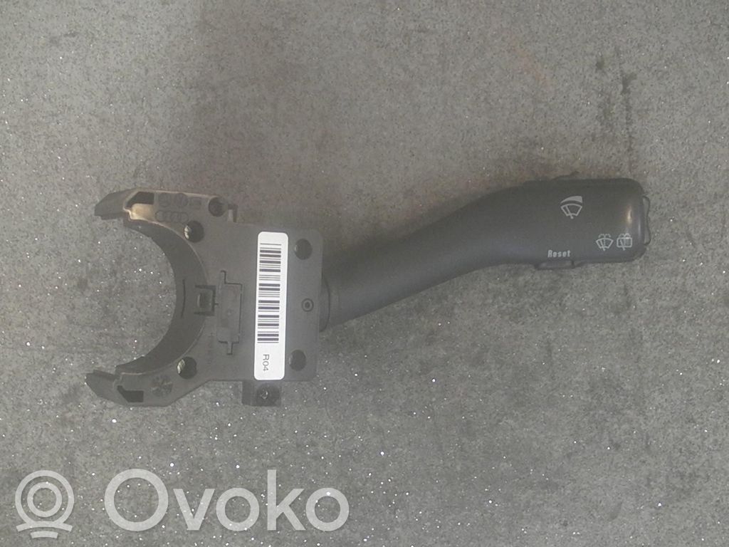 Skoda Fabia Mk1 (6Y) Interruptor/palanca de limpiador de luz de giro 