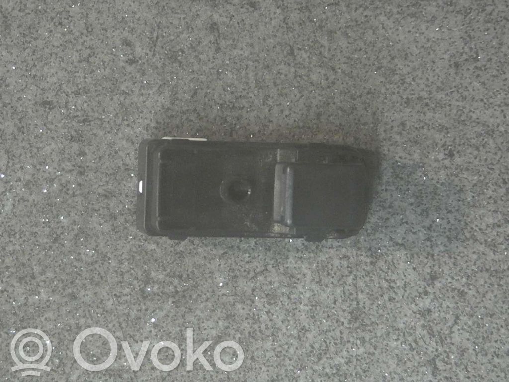 Mazda 3 III Electric window control switch 