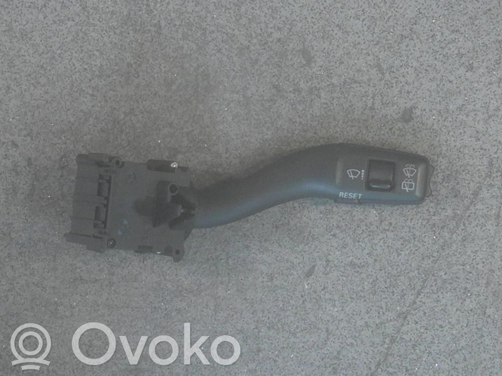 Audi A4 S4 B7 8E 8H Commodo, commande essuie-glace/phare 