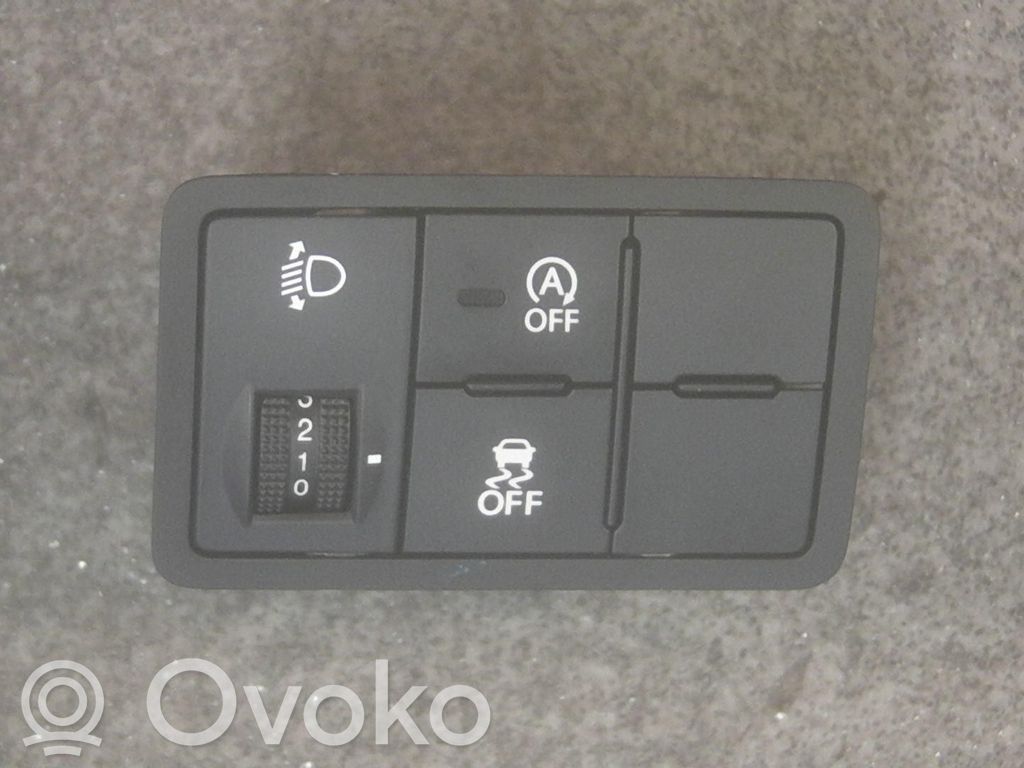 Light switch   933001Y145EQ