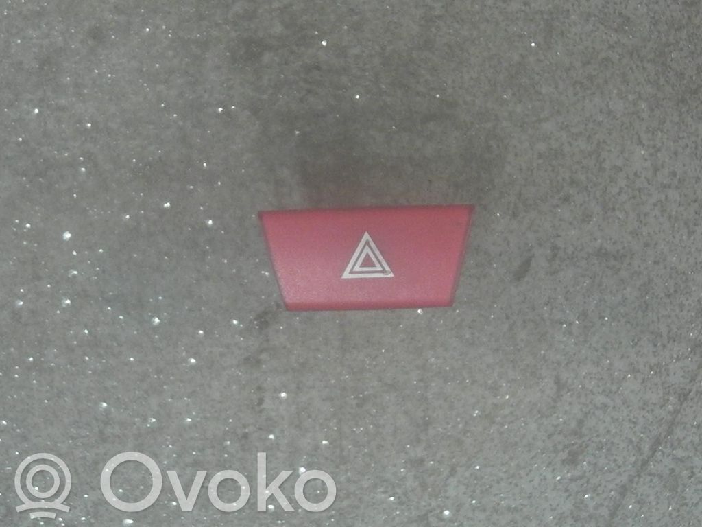 Toyota Aygo AB10 Inne przełączniki i przyciski 