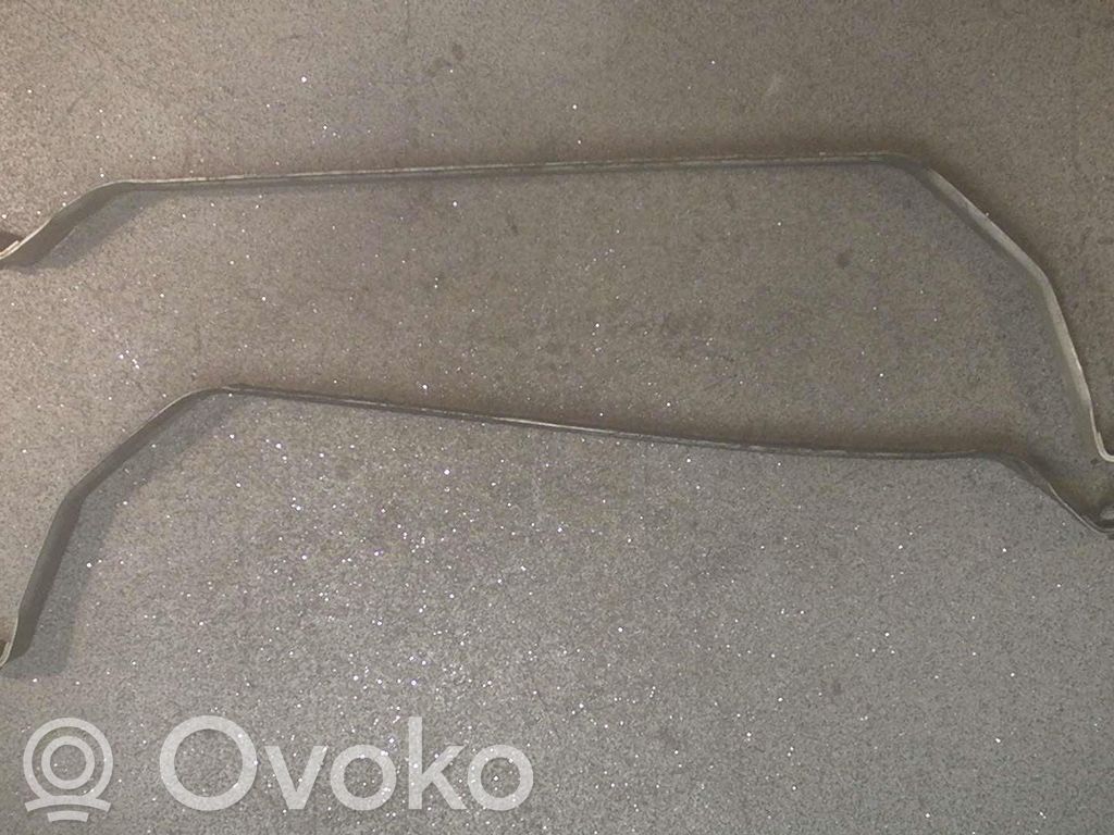 BMW 5 F10 F11 Halterung Kraftstofftank 