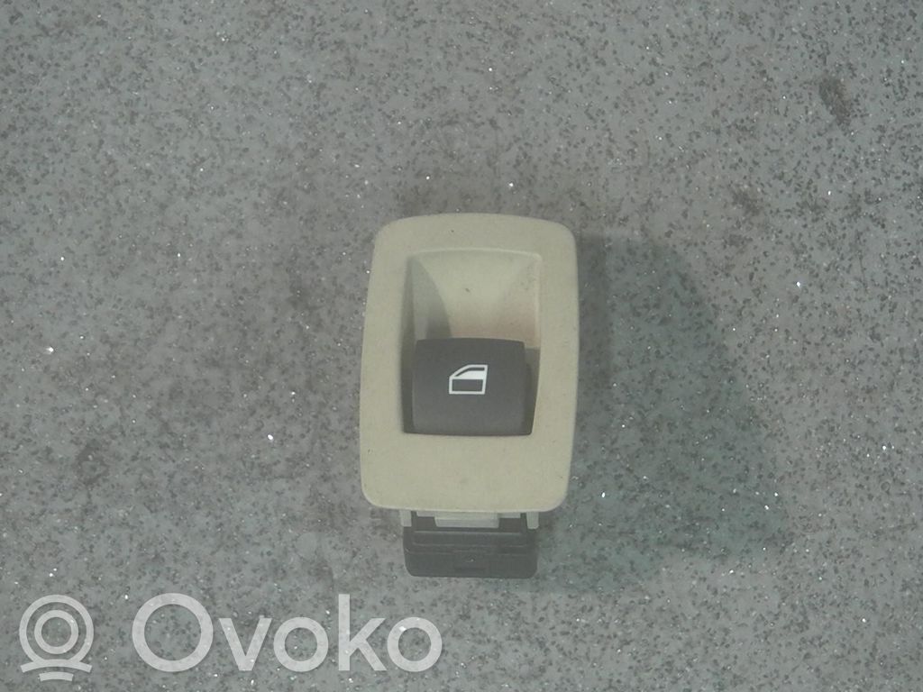 Interruptor del elevalunas eléctrico   6945876