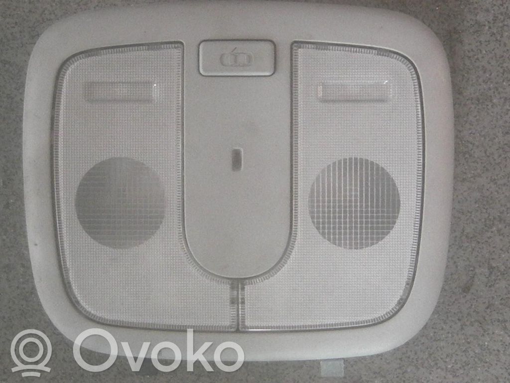 KIA Rio Etuistuimen valo 