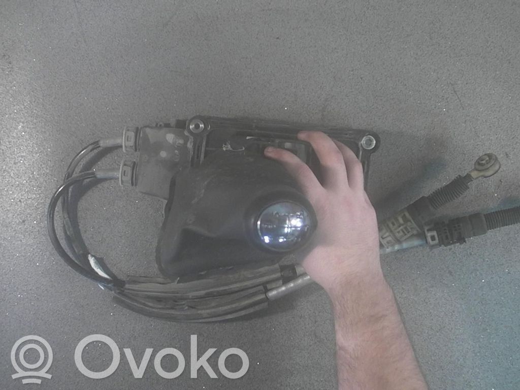 Renault Captur Gear shift rod 