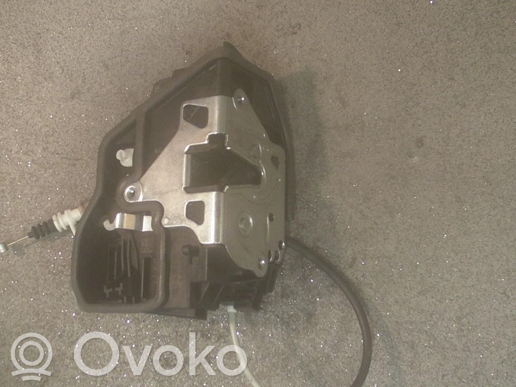 BMW 5 F10 F11 Centrālās atslēgas motoriņš 
