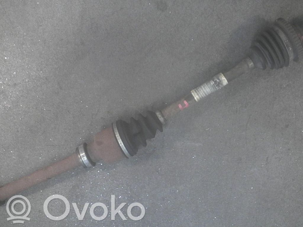 Peugeot 206+ Półoś przednia 