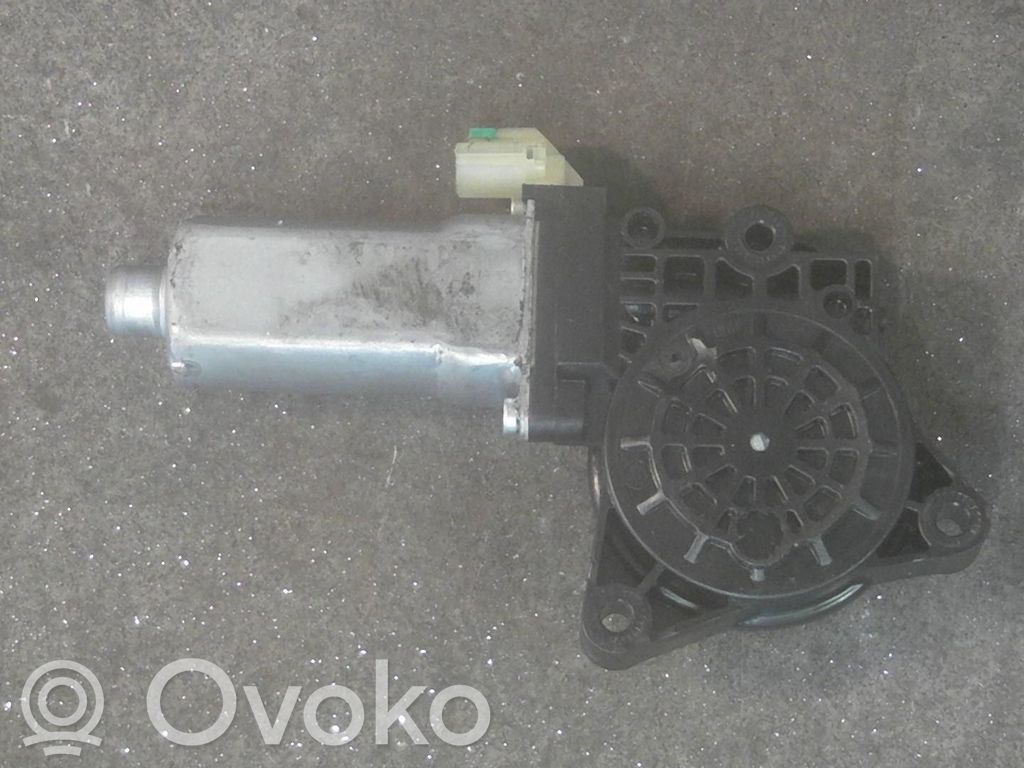 KIA Carens II Motor macara geam ușă față 