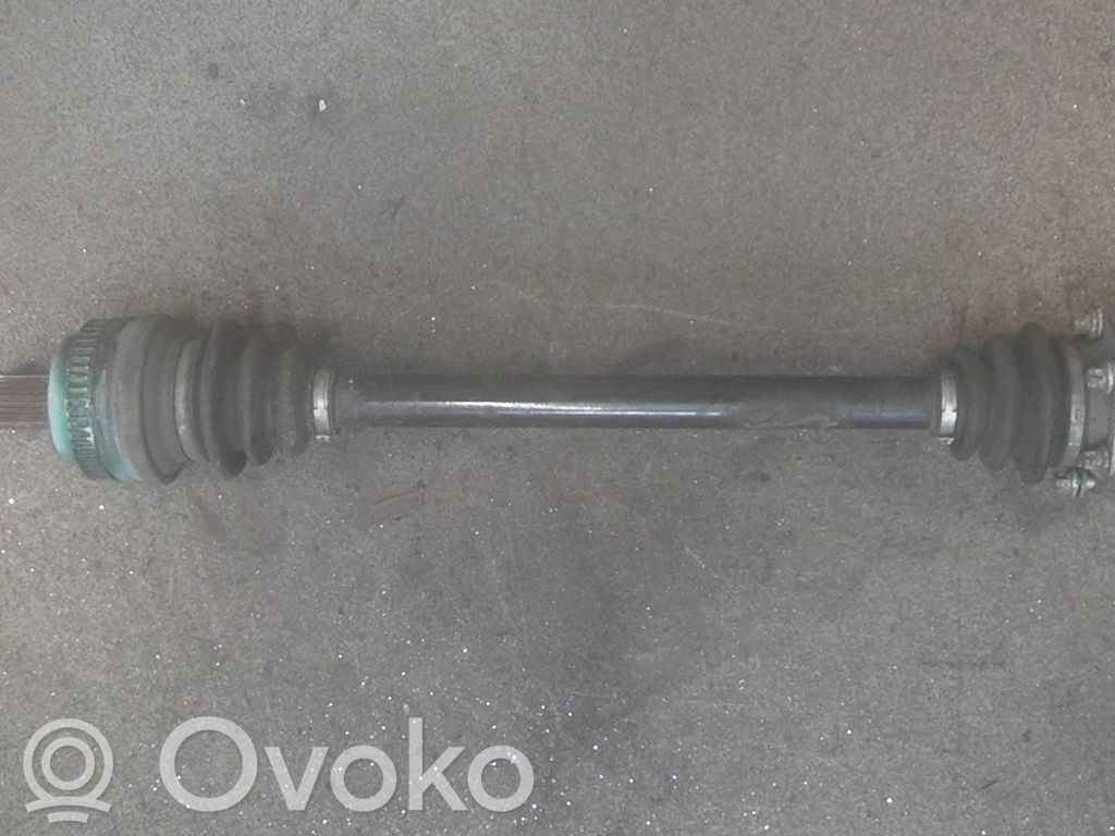 Takavetoakseli   33217547071