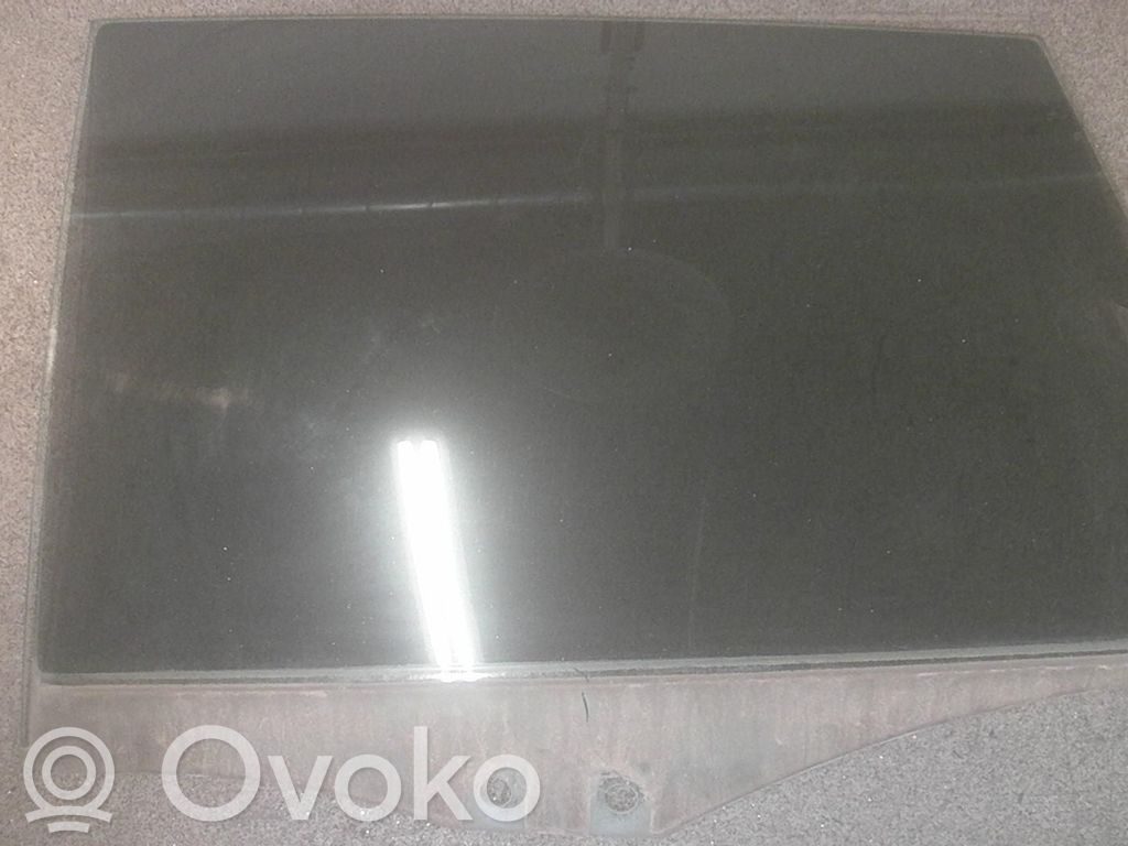 Audi A6 S6 C6 4F Listwa / Uszczelka szyby drzwi przednich 
