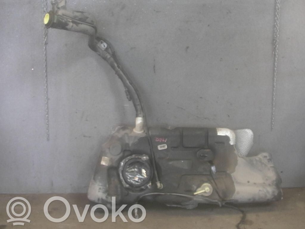 Citroen C4 I Serbatoio del carburante