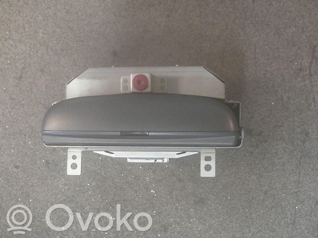 Panel / Radioodtwarzacz CD/DVD/GPS