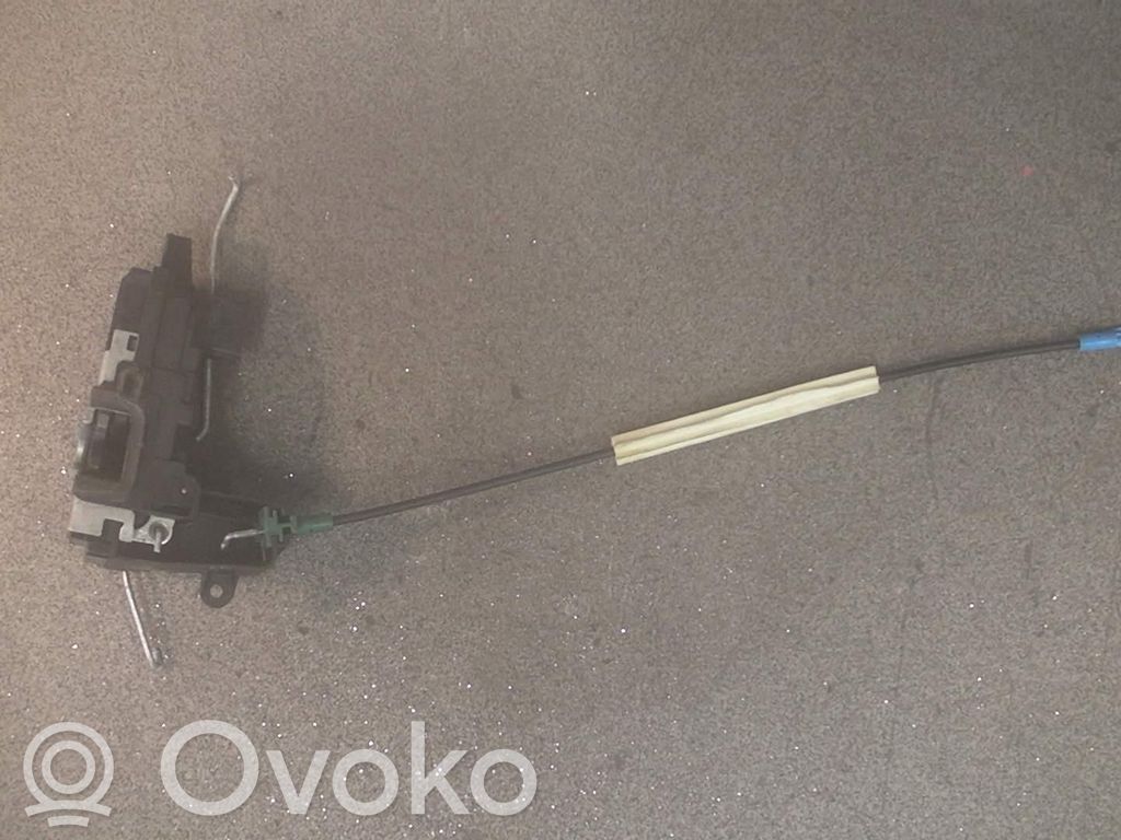 Opel Zafira B Motor de bloqueo de puertas
