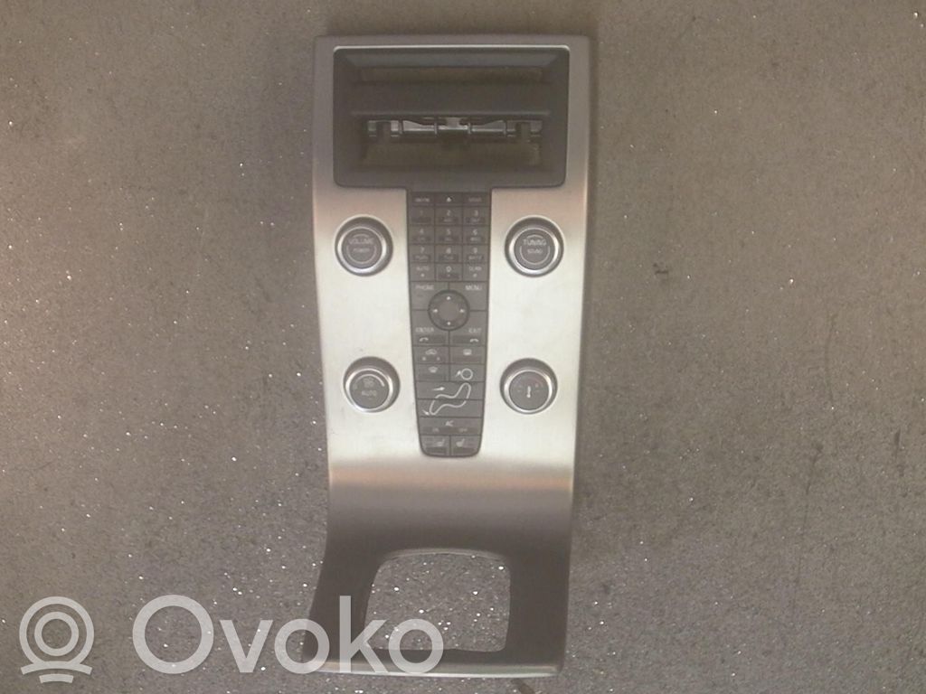 Volvo S70  V70  V70 XC Climate control unit 