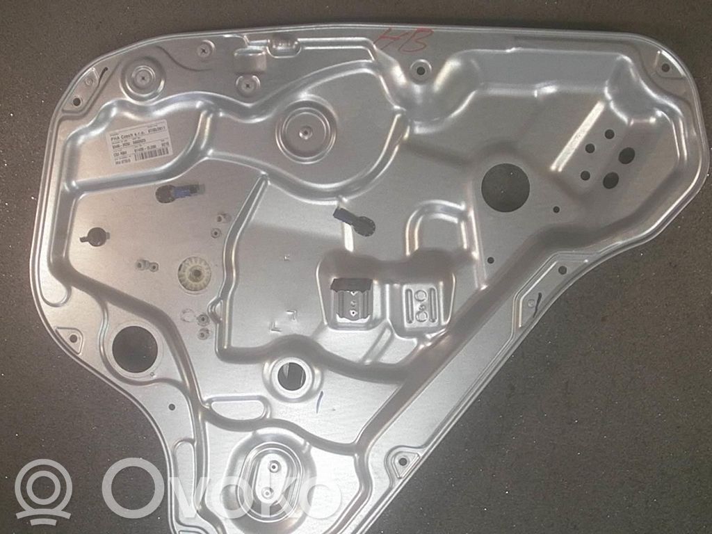 Hyundai i30 Etuoven ikkunan nostin moottorilla 