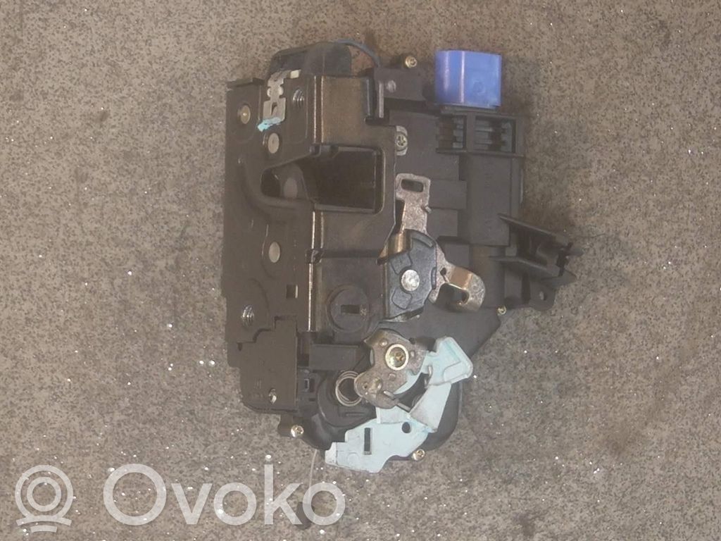 Volkswagen Golf V Motor închidere centralizată