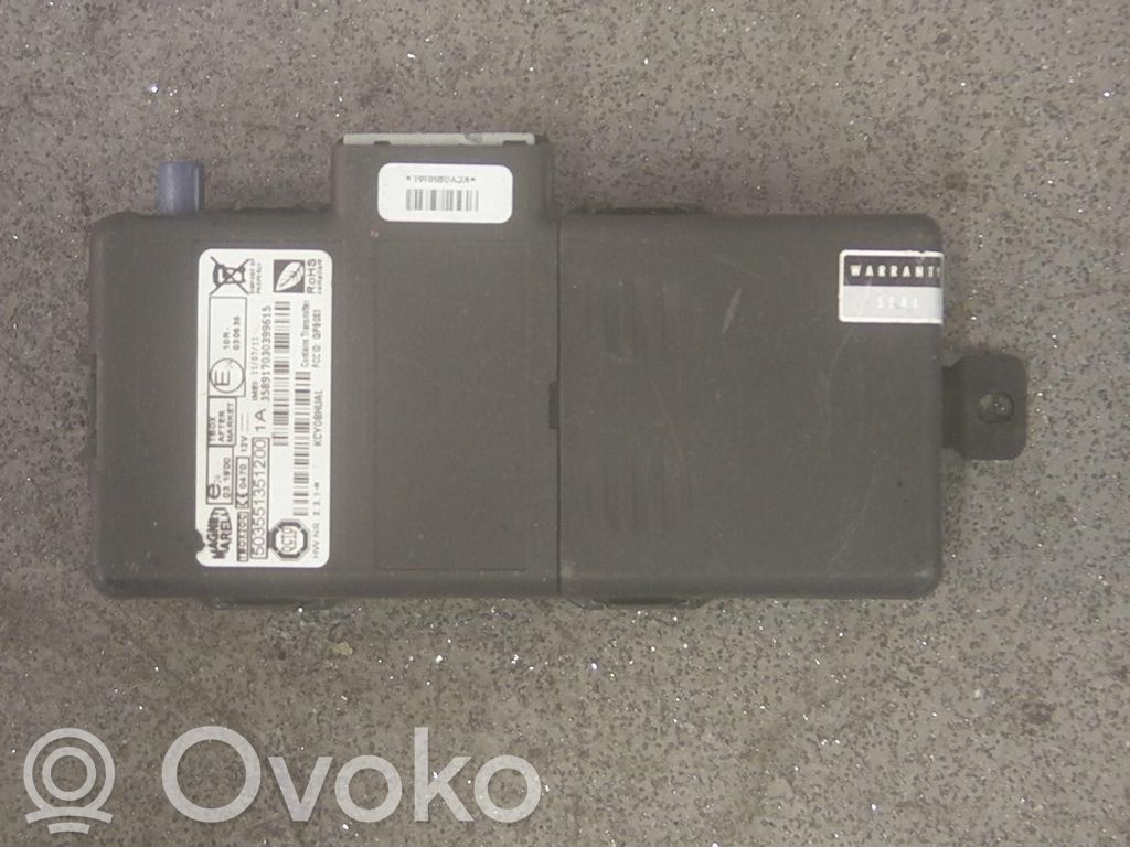Radio / CD-Player / DVD-Player / Navigation
