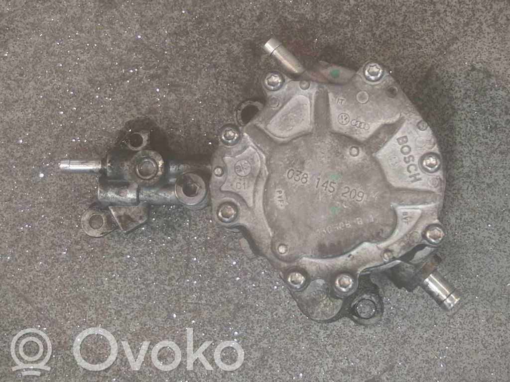 Volkswagen PASSAT B6 Bomba de vacío 