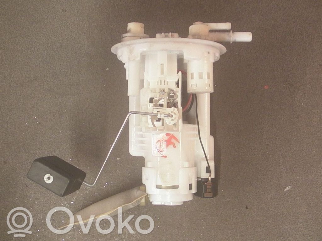 Suzuki Alto Bomba interna de combustible 