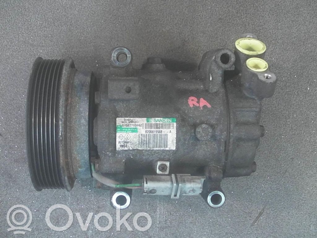 Renault Clio III Kompresor / Sprężarka klimatyzacji A/C 
