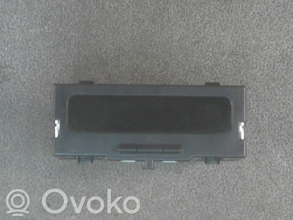Renault Megane II GPS navigation control unit/module 